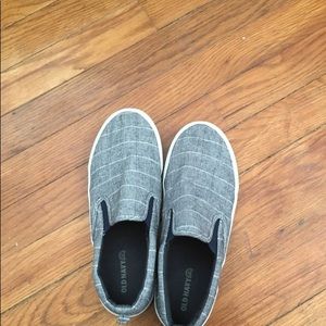 Old navy shoes